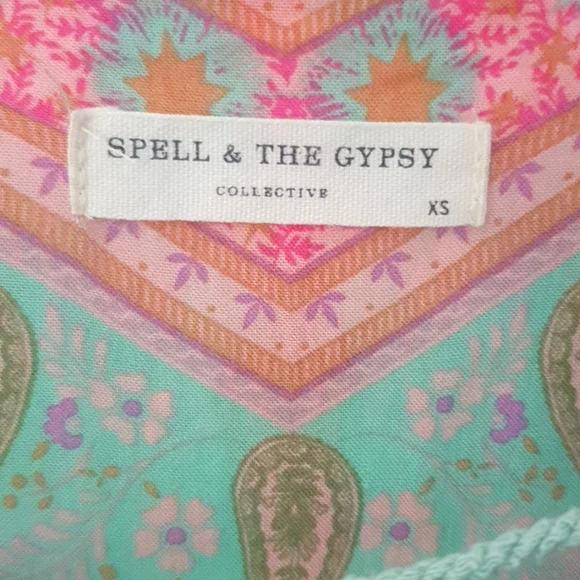 🔮🌇 Spell City lights Blouse 🔮🌇 - Picture 4 of 7